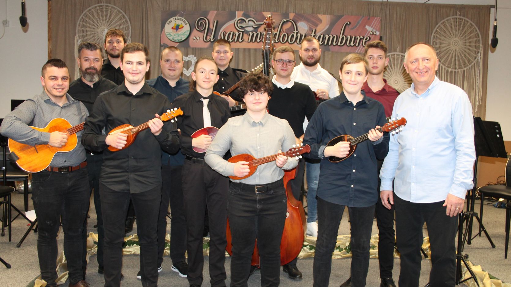 U san mi dođu tambure - tamburaški koncert za srce i dušu