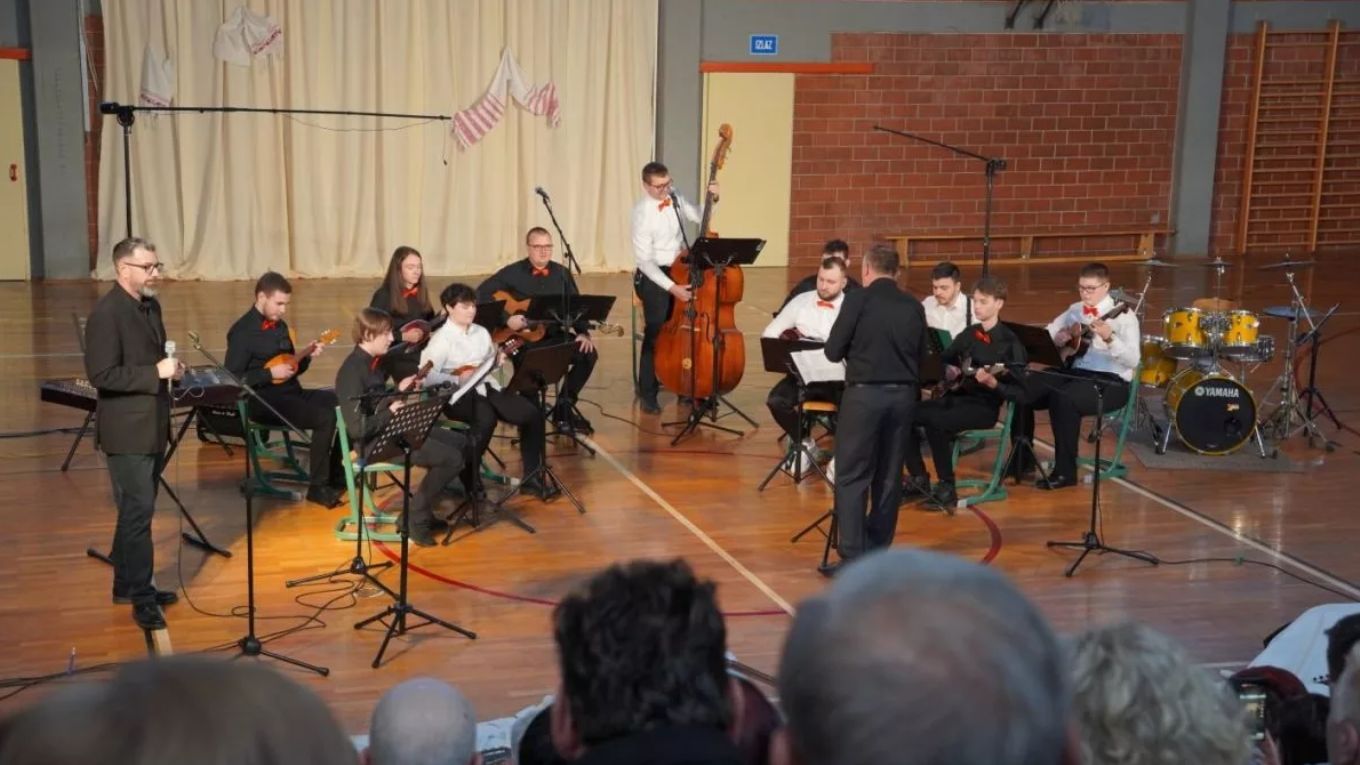 U san mi dođu tambure...