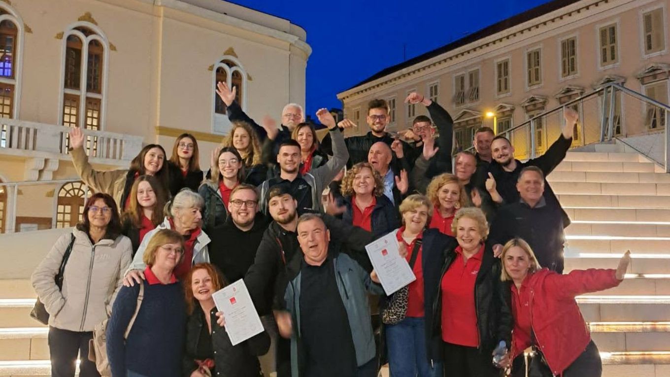 Pjevački zbor "Josip Vrhovski" osvojio zlato na međunarodnom natjecanju zborova u Šibeniku